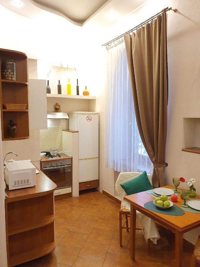 Inn Home Apartments - Pechersk Area 基輔 外观 照片