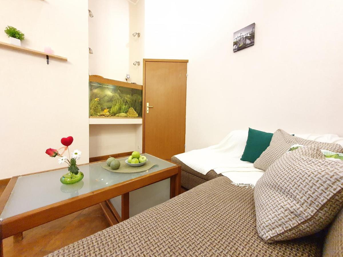Inn Home Apartments - Pechersk Area 基輔 外观 照片