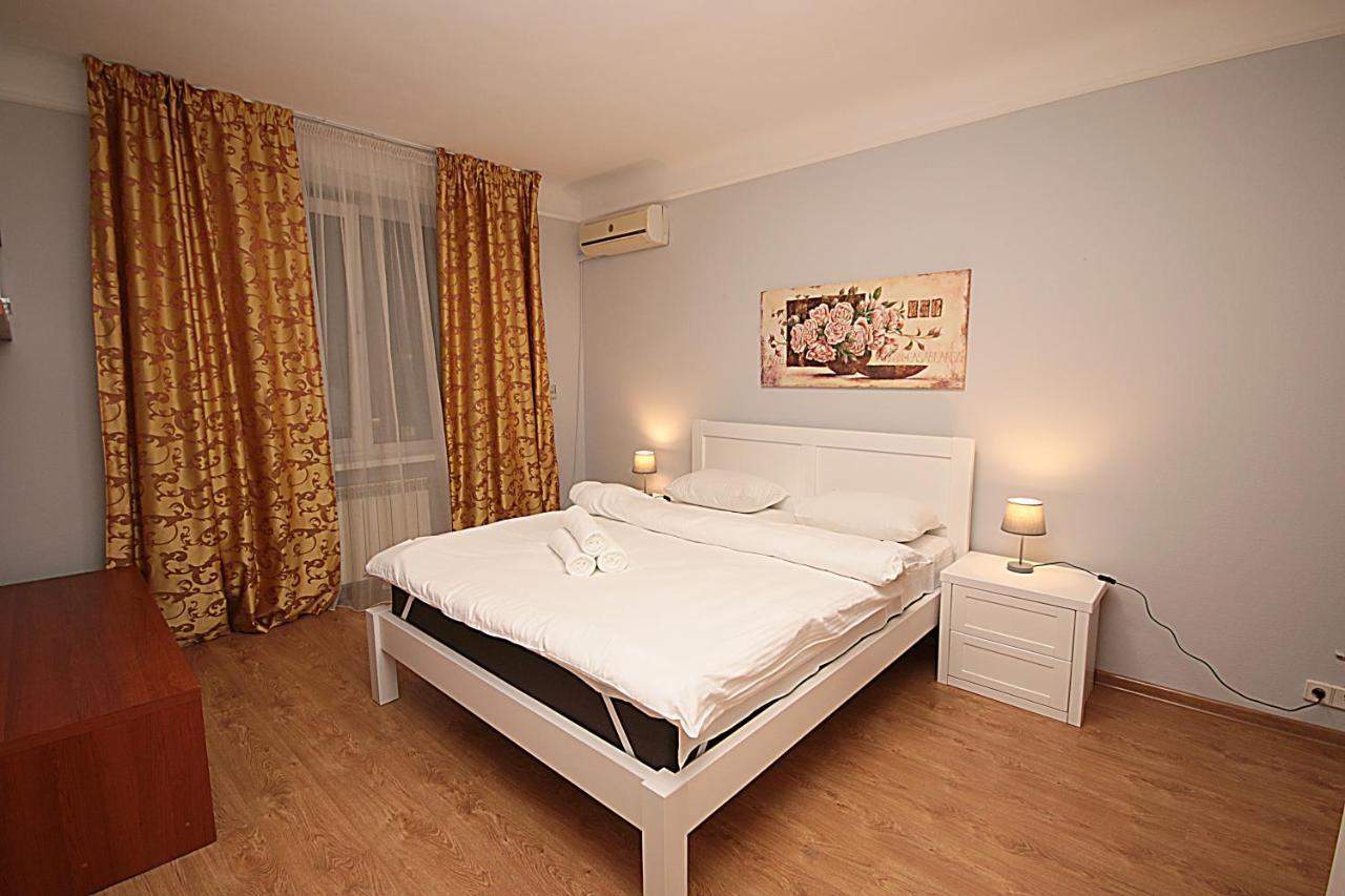 Inn Home Apartments - Pechersk Area 基輔 外观 照片