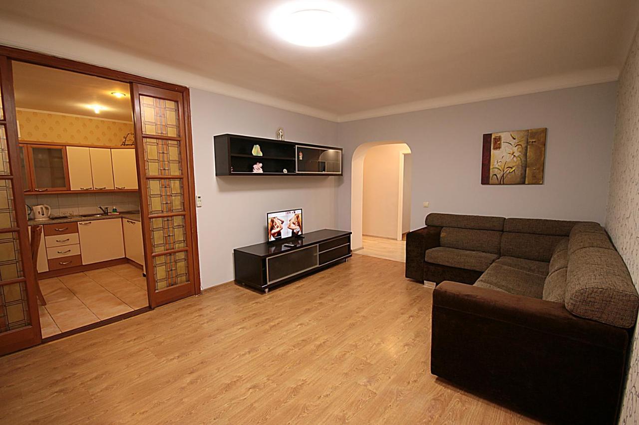Inn Home Apartments - Pechersk Area 基輔 外观 照片