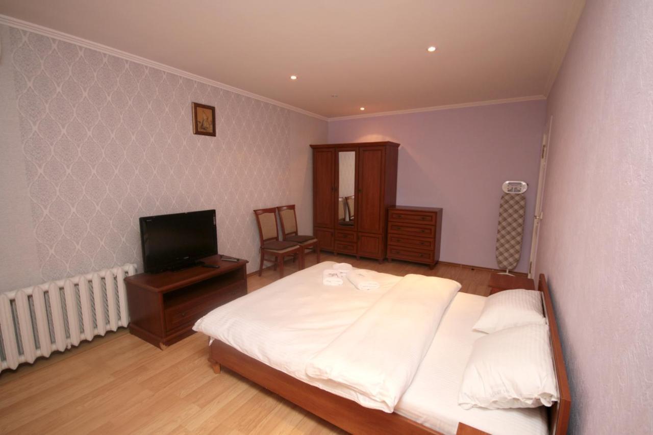 Inn Home Apartments - Pechersk Area 基輔 外观 照片