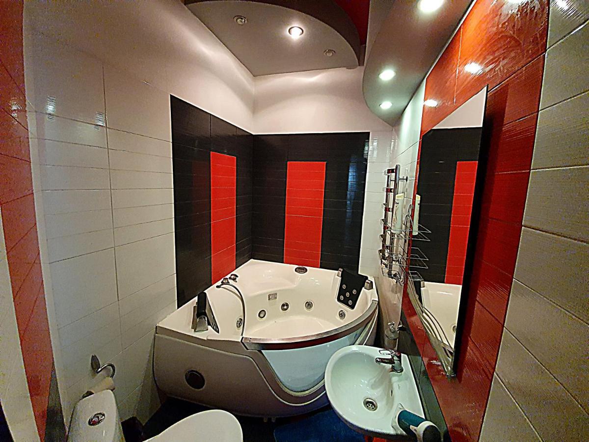 Inn Home Apartments - Pechersk Area 基輔 外观 照片